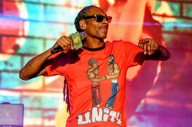 Snoop Dogg with Warren G, D12, Versatile, Obie Trice & Tha Dogg Pound