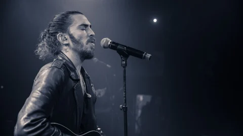 Dennis Lloyd