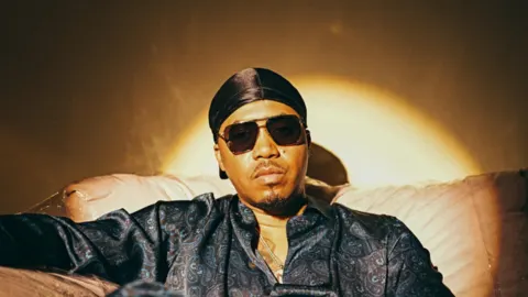 Nas