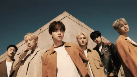 iKON