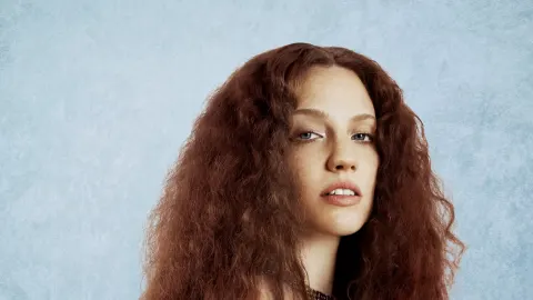 Jess Glynne