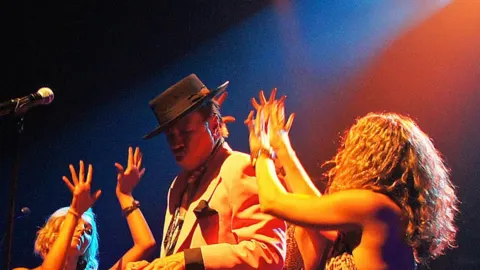 Kid Creole and The Coconuts