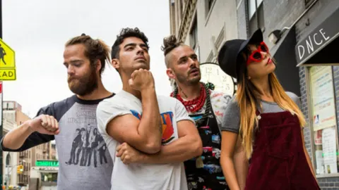 DNCE