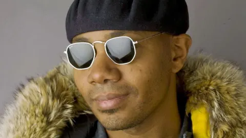 DJ Spooky liput