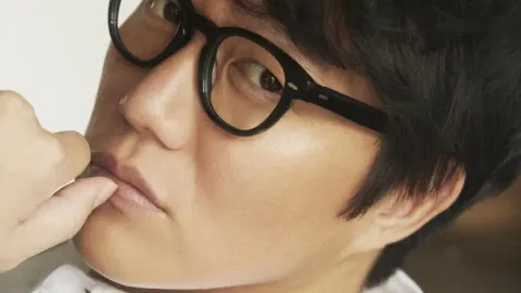 Sung Si Kyung