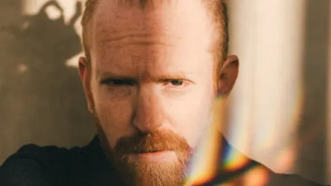 Newton Faulkner