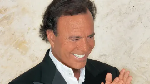 Julio Iglesias