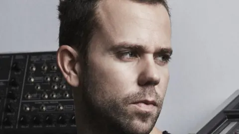 M83