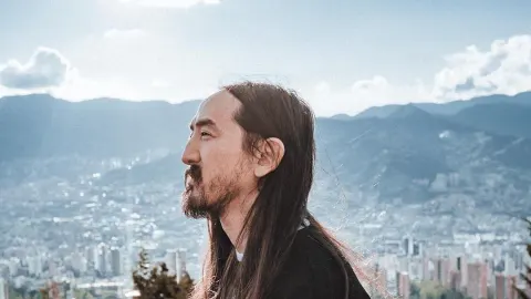 Steve Aoki