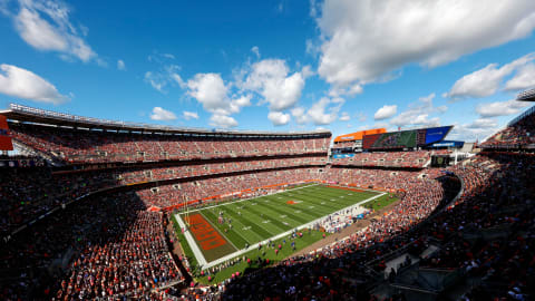 Tennessee Titans at Cleveland Browns