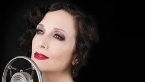 Bebe Neuwirth