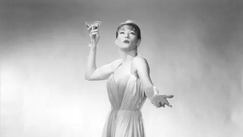 Ann Magnuson