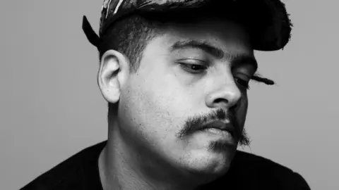 Seth Troxler